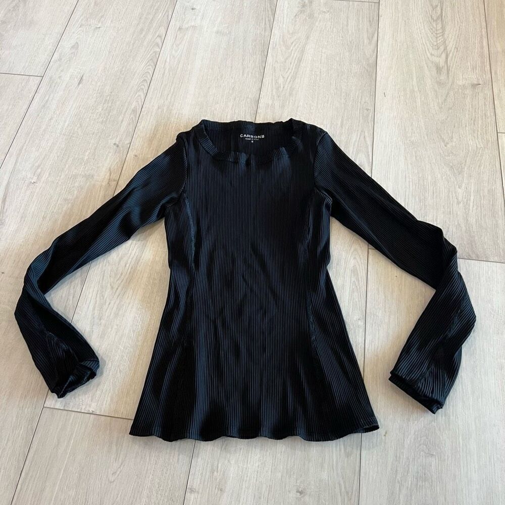 Carbon 38 women’s long sleeve shirt size s
